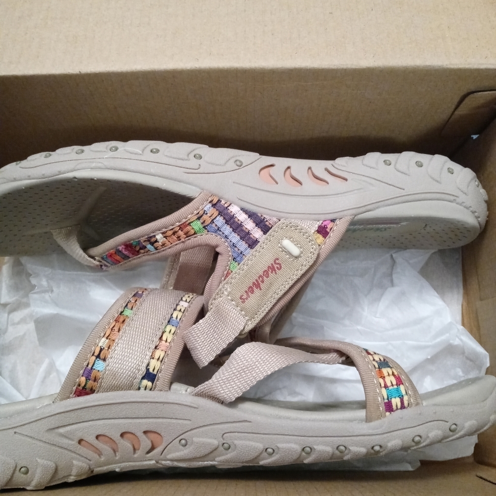 Skechers Sandals size 10 - Picture 7 of 9